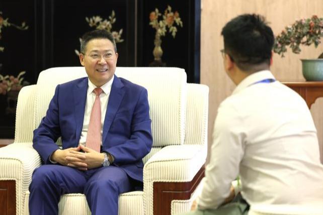 解放军破晓出击现场画面