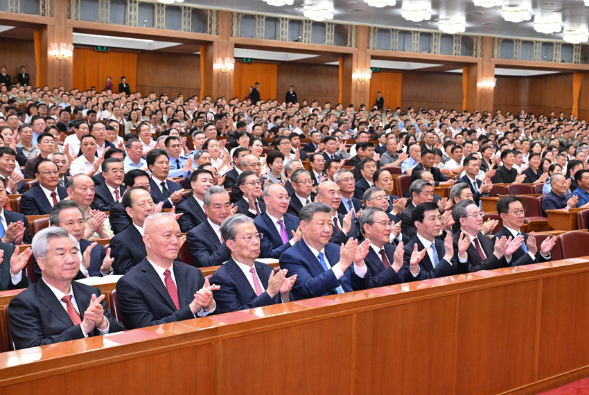 老赖为不还钱收入万支出万